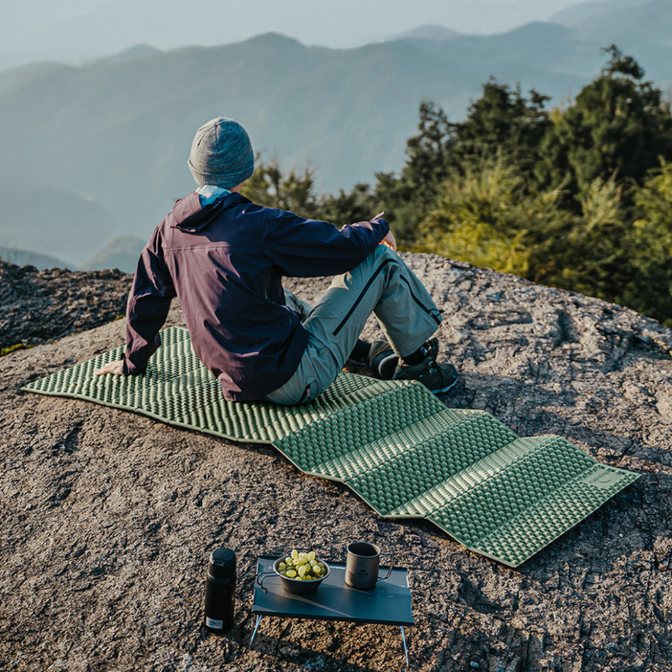 Килимок туристичний складаний одномісний IXPE Naturehike CNK2450WS044 з алюмінієвою плівкою, 195x60x1.8 см, оливковий - фото 10 Килимок туристичний складаний одномісний IXPE Naturehike CNK2450WS044 з алюмінієвою плівкою, 195x60x1.8 см, оливковий - фото 10