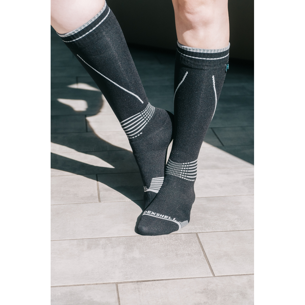 Водонепроницаемые носки Dexshell Longlite Socks 2.0, серые полоски, размер M (39-42) - фото 11 Водонепроницаемые носки Dexshell Longlite Socks 2.0, серые полоски, размер M (39-42) - фото 11